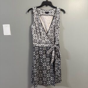 Tommy Hilfiger Sleeveless Wrap Dress, V-Neck ~ Cotton ~ Navy Blue & White, Small